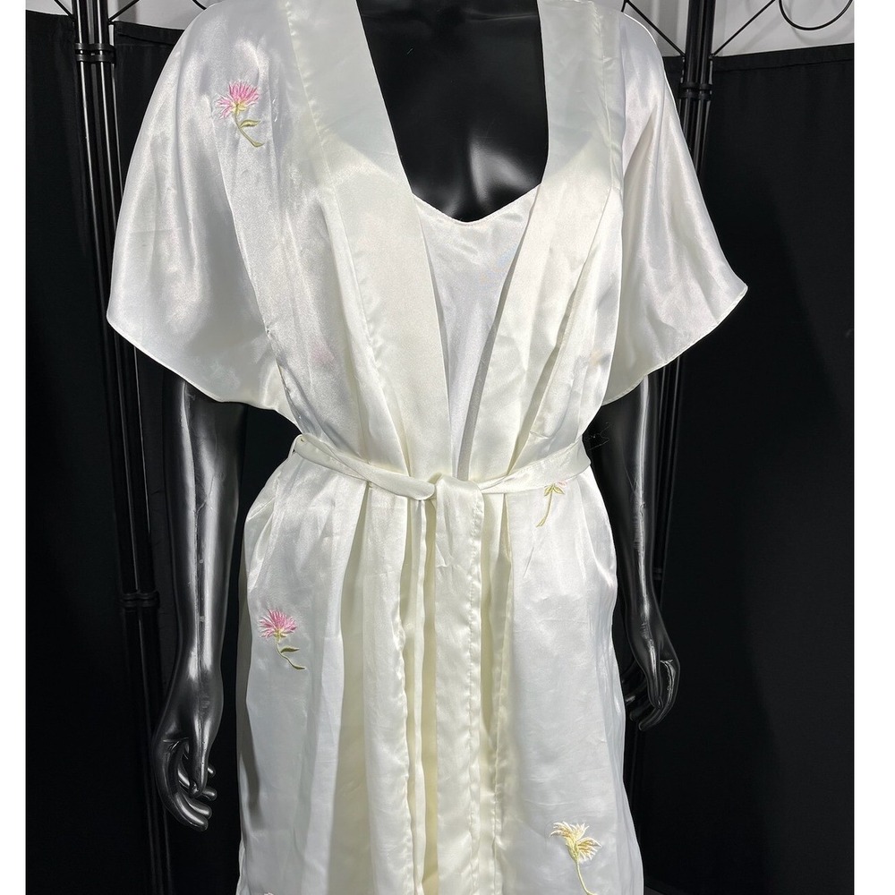 Delicates‎ Women Robe Nightgown Set White Satin Floral Embroidered Large Bridal